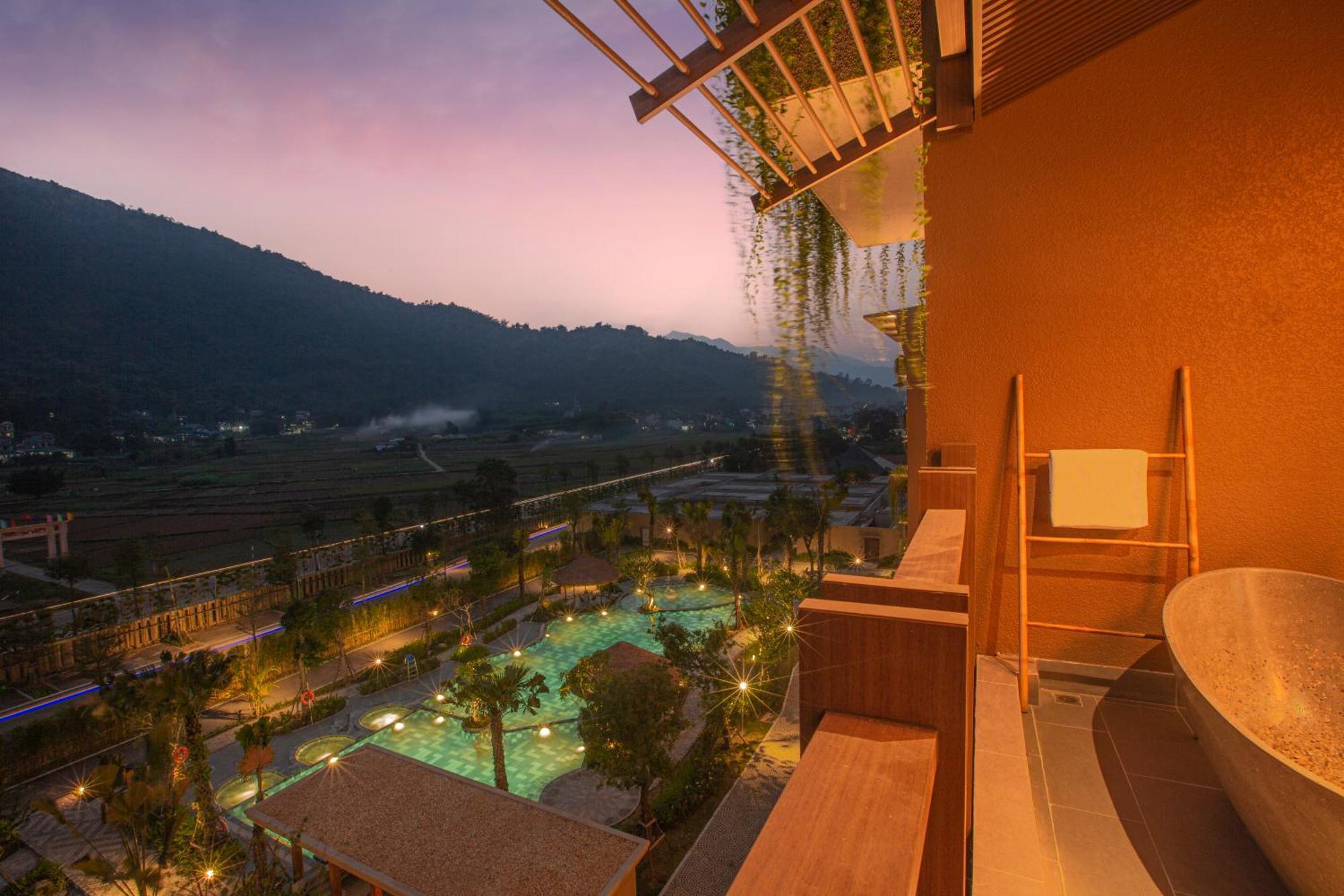 Hotel Mandala Retreats Kim Boi Hòa Bình Exterior foto